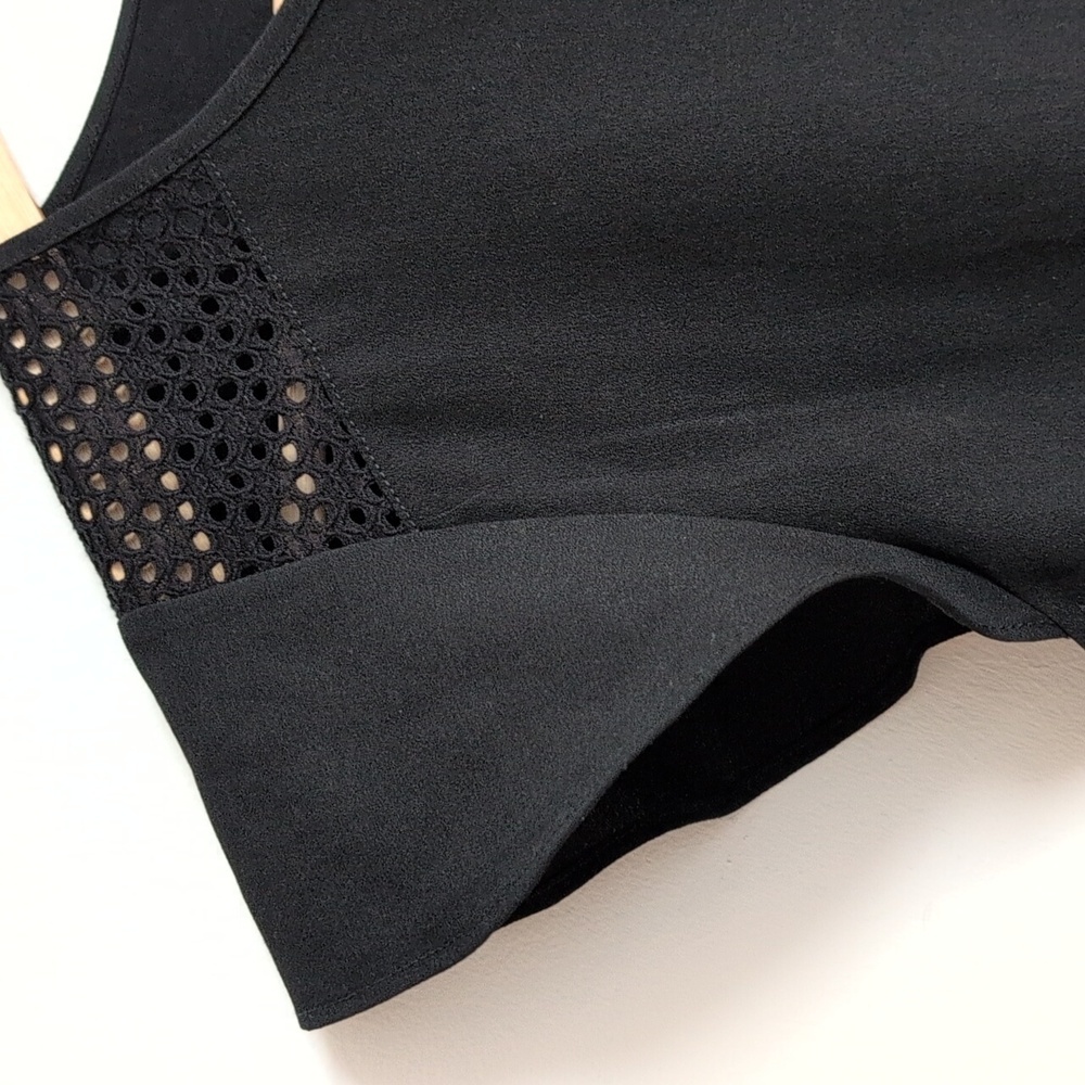Van Heusen Black Top with Lace Shoulders & Flutter Cap Sleeve Size XS - Picture 4 of 6